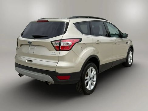 Used 2018 Ford Escape SE FWD image 6