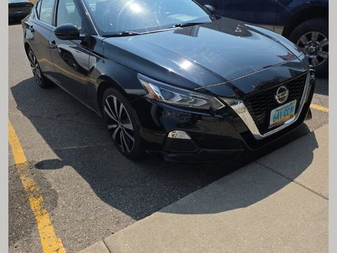 Used 2021 Nissan Altima 2.5 SR AWD/4WD image 1