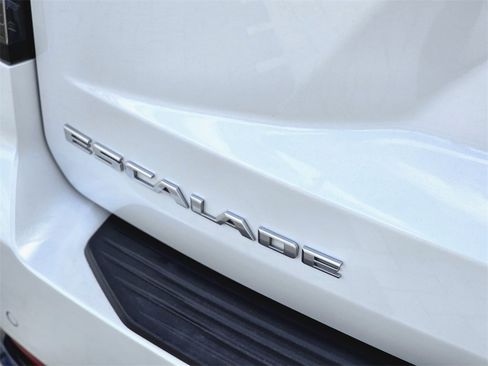 Used 2023 Cadillac Escalade Sport w/ Touring Package image 6