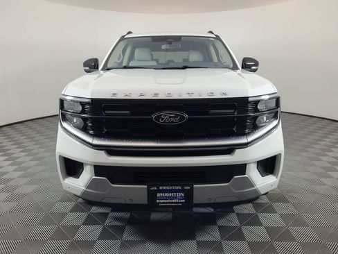 Used 2025 Ford Expedition Platinum image 8