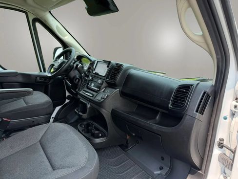 Used 2023 RAM ProMaster 2500 FWD image 39