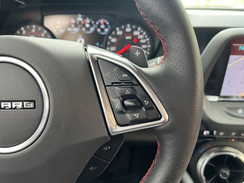 Used 2017 Chevrolet Camaro SS RWD image 28
