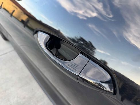 Used 2019 Ford Mustang Premium image 17