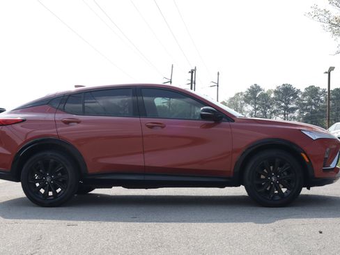 Used 2024 Buick Envista Sport Touring image 6