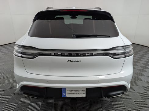 Used 2026 Porsche Macan AWD/4WD image 11