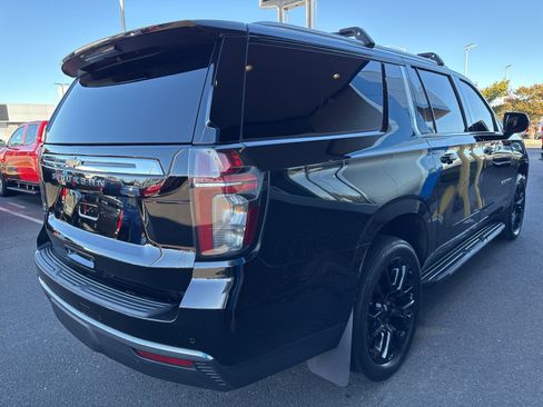 Used 2023 Chevrolet Suburban LS image 6