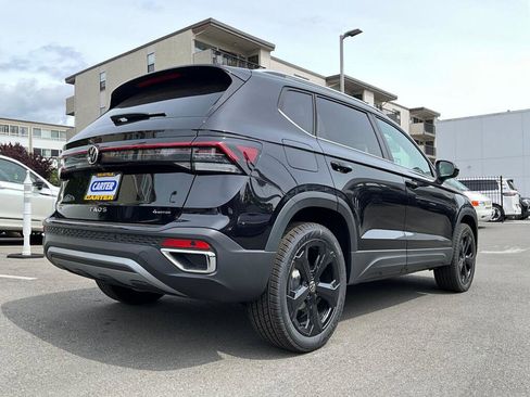New 2026 Volkswagen Taos SEL AWD/4WD image 8