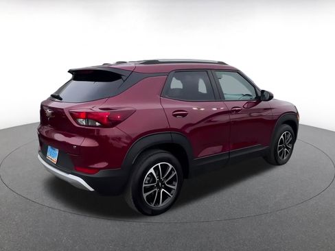 Used 2025 Chevrolet TrailBlazer LT image 14