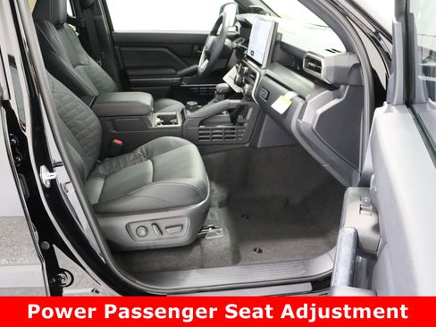 Certified 2026 Toyota 4Runner TRD Off-Road Premium image 42