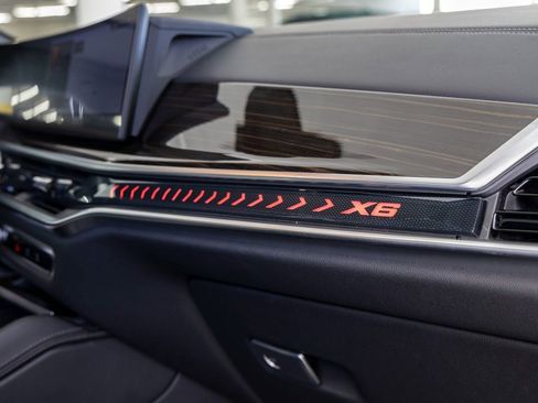 Used 2025 BMW X6 xDrive40i image 32
