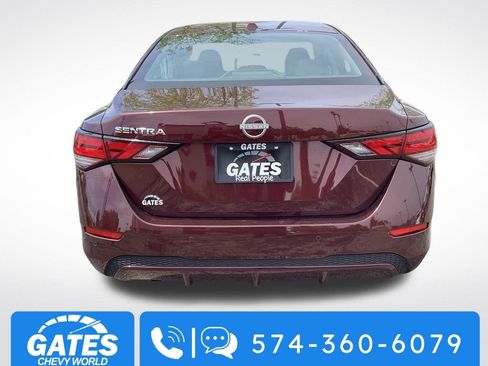 Used 2025 Nissan Sentra SV FWD image 8