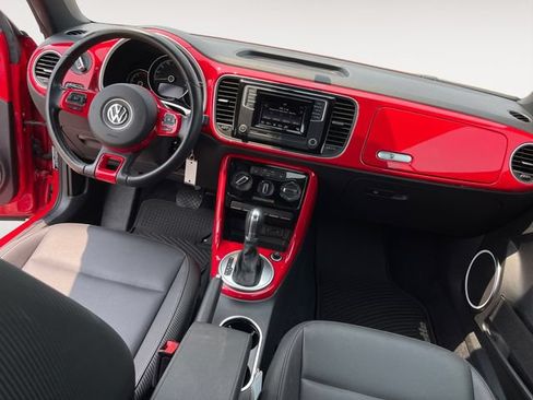 Used 2019 Volkswagen Beetle 2.0T FWD image 10