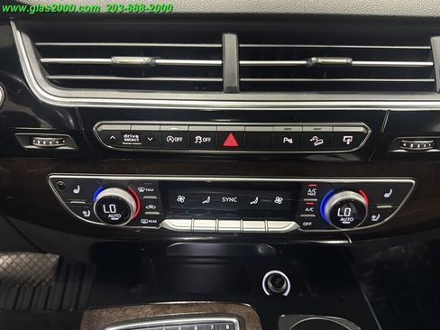 Used 2017 Audi Q7 3.0T Premium Plus AWD/4WD image 22