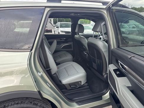 Certified 2024 Kia Telluride EX X-Line AWD/4WD image 11