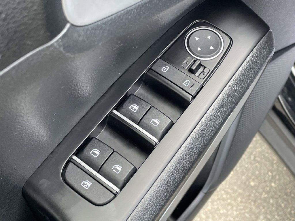 Used 2024 Kia Soul S FWD image 14