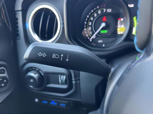 Used 2024 Jeep Wrangler High Altitude image 45