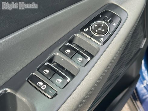 Used 2023 Hyundai Santa Fe SEL image 17