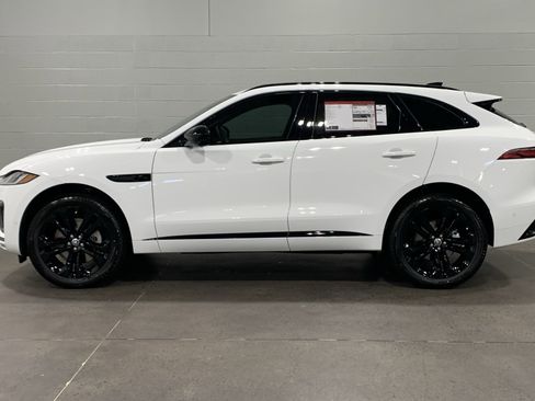 New 2026 Jaguar F-PACE R-Dynamic S image 7