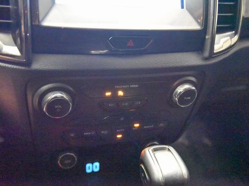 Used 2019 Ford Ranger Lariat w/ Equipment Group 501A Mid image 19