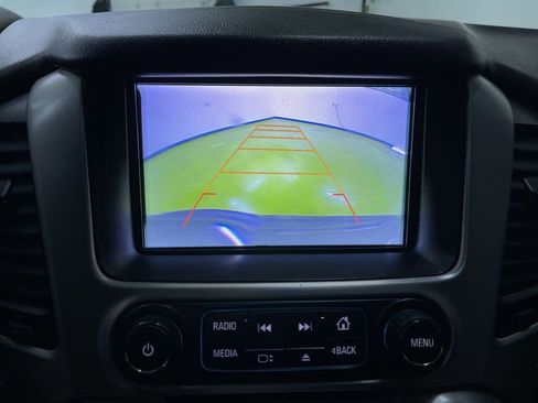 Used 2017 GMC Yukon XL SLE image 21