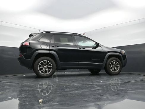 Used 2022 Jeep Cherokee Trailhawk AWD/4WD image 49