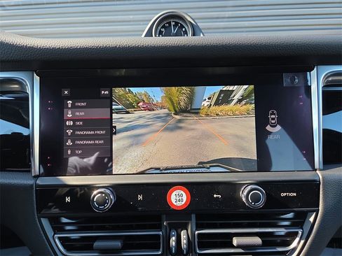 New 2026 Porsche Macan S image 12