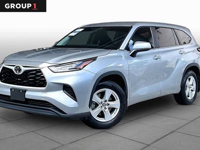 Used 2023 Toyota Highlander L
