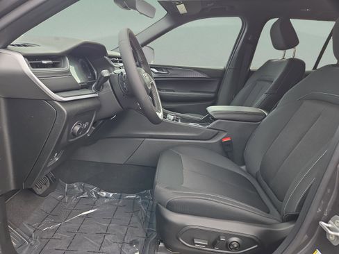 New 2025 Jeep Grand Cherokee Laredo X image 20