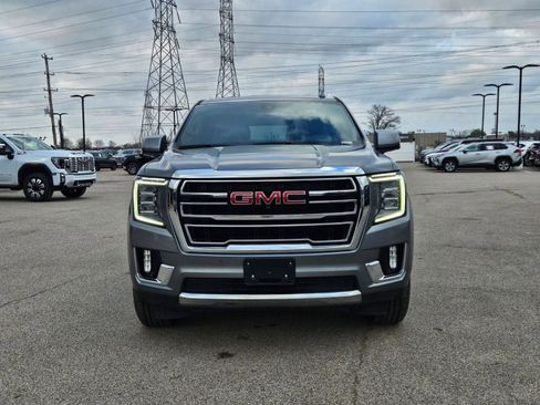 Used 2022 GMC Yukon SLT w/ SLT Luxury Package image 9