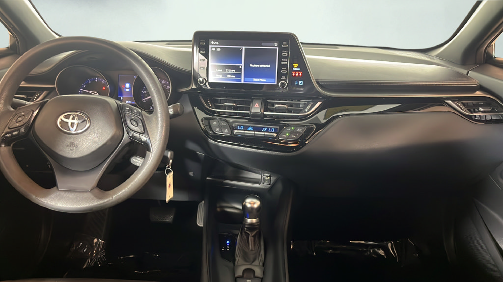 Used 2019 Toyota C-HR LE FWD image 21