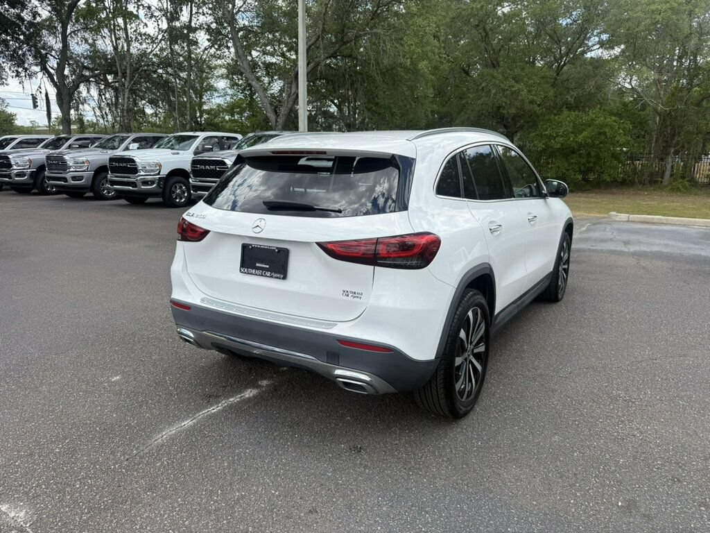 Used 2023 Mercedes-Benz GLA 250 w/ Premium Package image 10
