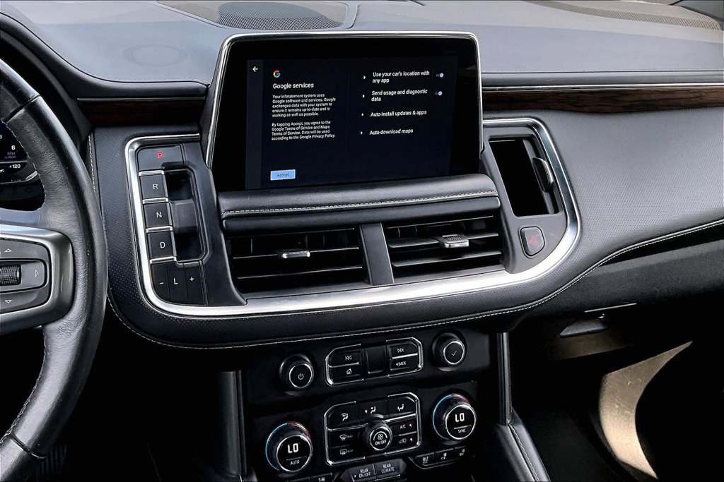 Used 2022 Chevrolet Suburban Premier AWD/4WD image 6