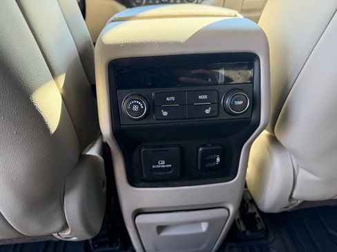 Used 2017 GMC Acadia Denali w/ Technology Package image 24