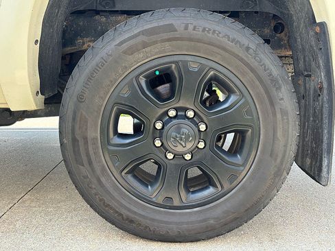 Used 2016 RAM 2500 Laramie w/ Sport Appearance Group AWD/4WD image 23