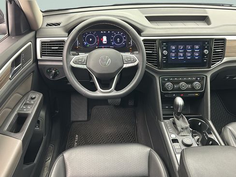 Used 2022 Volkswagen Atlas SEL AWD/4WD image 11