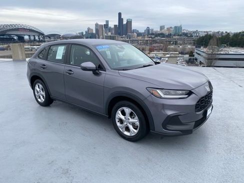 Certified 2023 Honda HR-V LX image 28