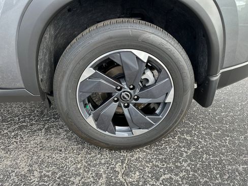 Certified 2026 Nissan Rogue SV image 9