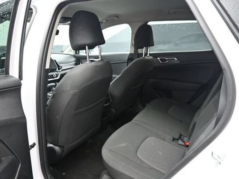 Used 2025 Kia Sportage LX FWD image 12