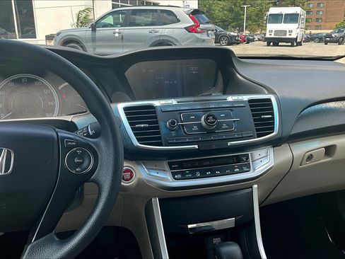 Used 2013 Honda Accord EX image 6