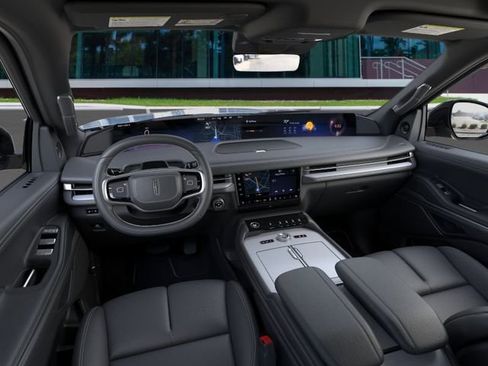 New 2025 Lincoln Navigator L Reserve w/ Jet Appearance Package AWD/4WD image 9