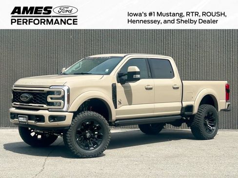 New 2026 Ford F250 Lariat w/ Black Appearance Package AWD/4WD image 1