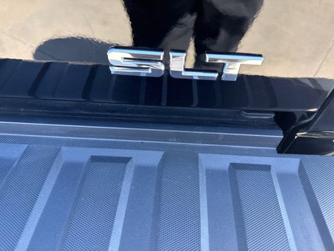 Used 2018 GMC Sierra 1500 SLT w/ SLT Premium Package image 14