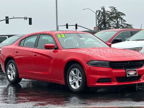 Used 2022 Dodge Charger SXT w/ Leather Interior Group image 2