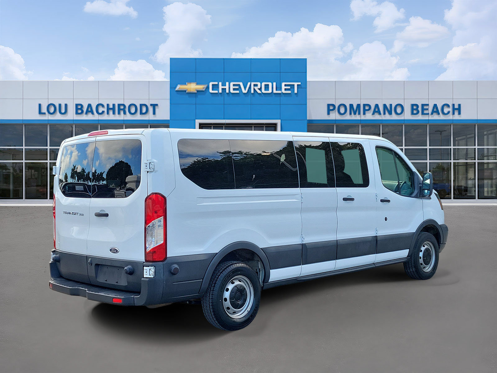 Used 2018 Ford Transit 350 XL RWD image 3