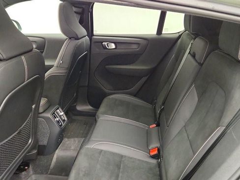 Used 2023 Volvo C40 P8 Recharge Ultimate w/ Protection Package Premier AWD/4WD image 22