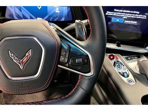 Used 2024 Chevrolet Corvette Stingray Premium Cpe w/ Z51 Performance Package RWD image 11