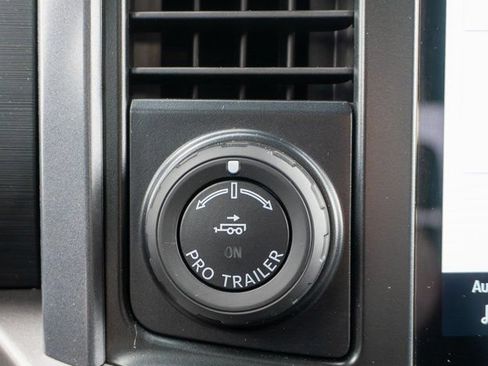 Used 2024 Ford F150 XLT AWD/4WD image 23