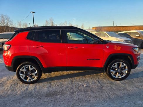 Used 2019 Jeep Compass Trailhawk AWD/4WD image 15