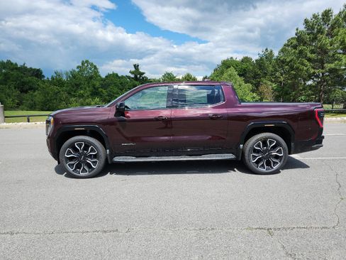 New 2025 GMC Sierra EV Denali image 2