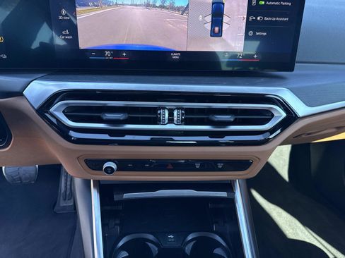 Used 2024 BMW 330e image 24